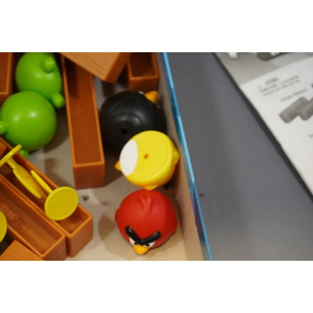 Angry Birds Knock On Wood Board Game 100% Complete Mattel